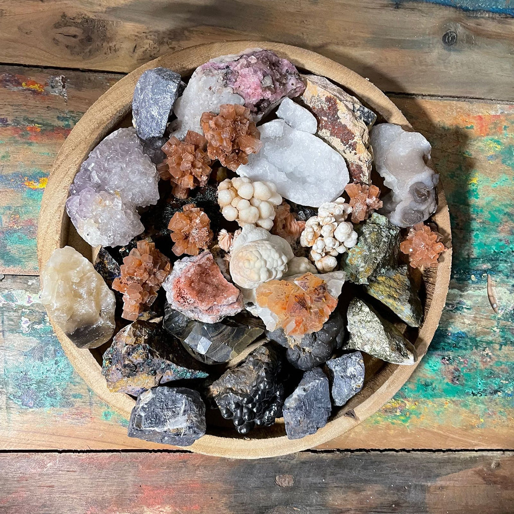Chalcopyrite Mineral Specimen Tray, Approx 80 Pieces – view 2