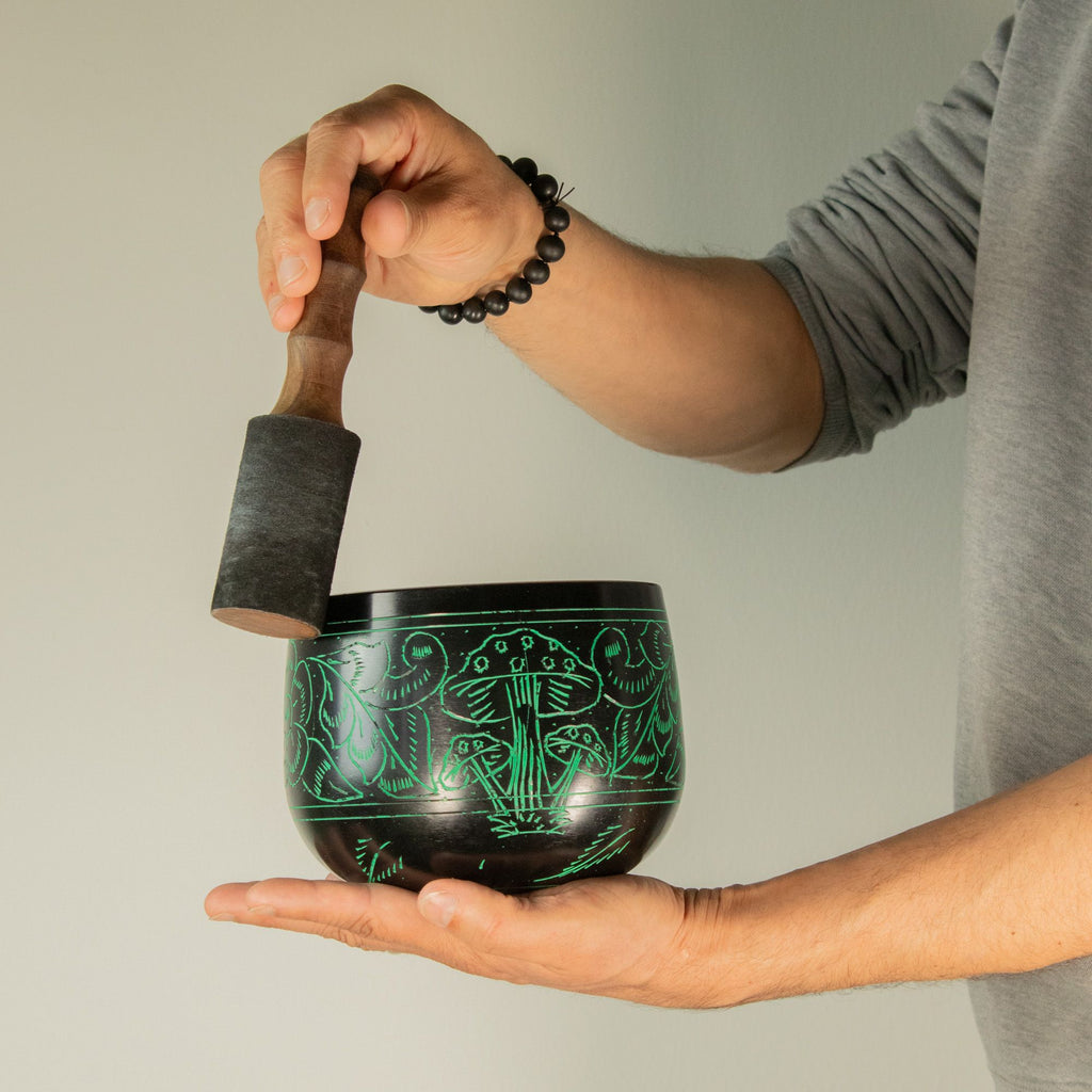 Cauldron Singing Bowl - Magic Mushroom - Green (15cm) – view 8