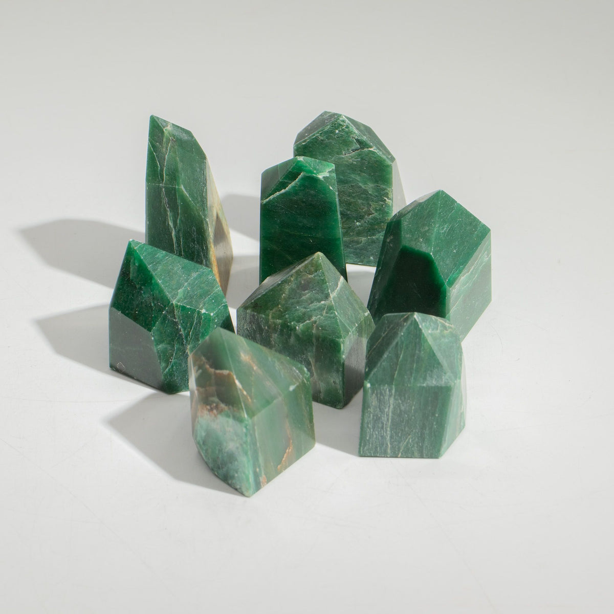 Indian Jade Gemstone Points, approx 8 pieces (0.5 kg) – view 2