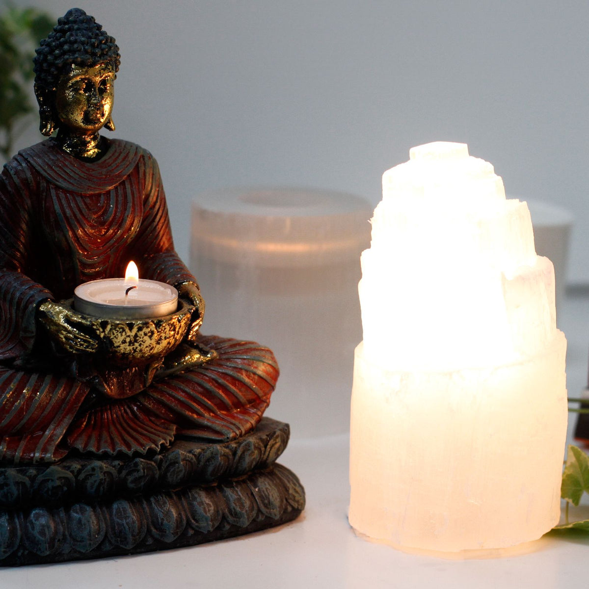 Natural Selenite Tower Lamp - 15 cm – view 2