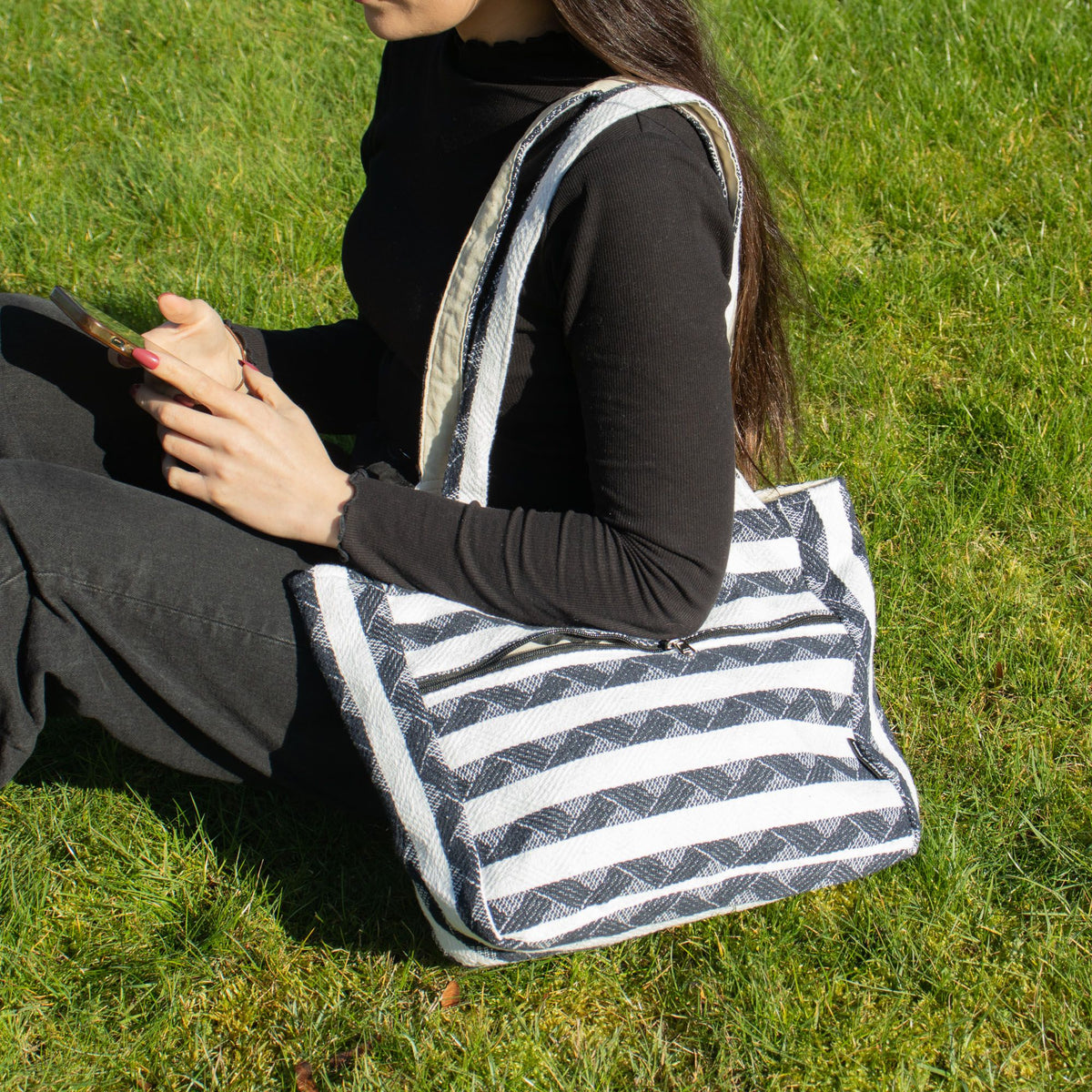 Atlas Nomad Navy Jacquard Tote Bag 35x35cm – view 3