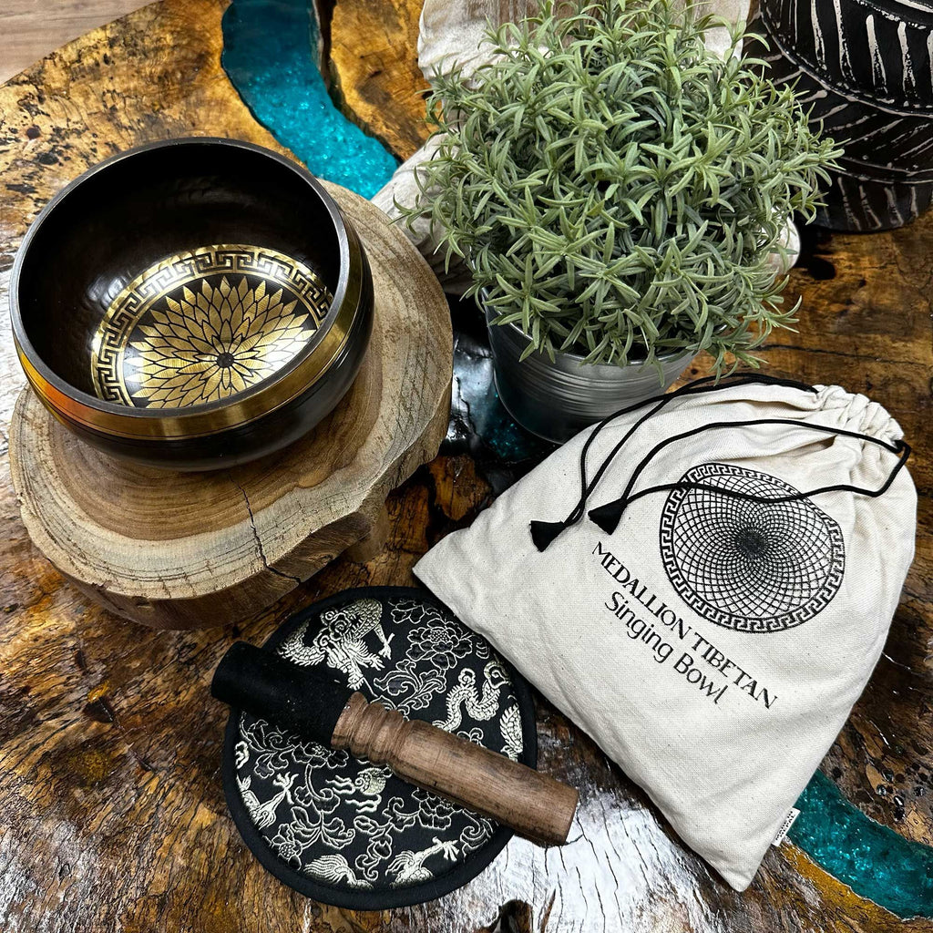 Hand Beaten Singing Bowl Gift Set 14cm - Round Medallions