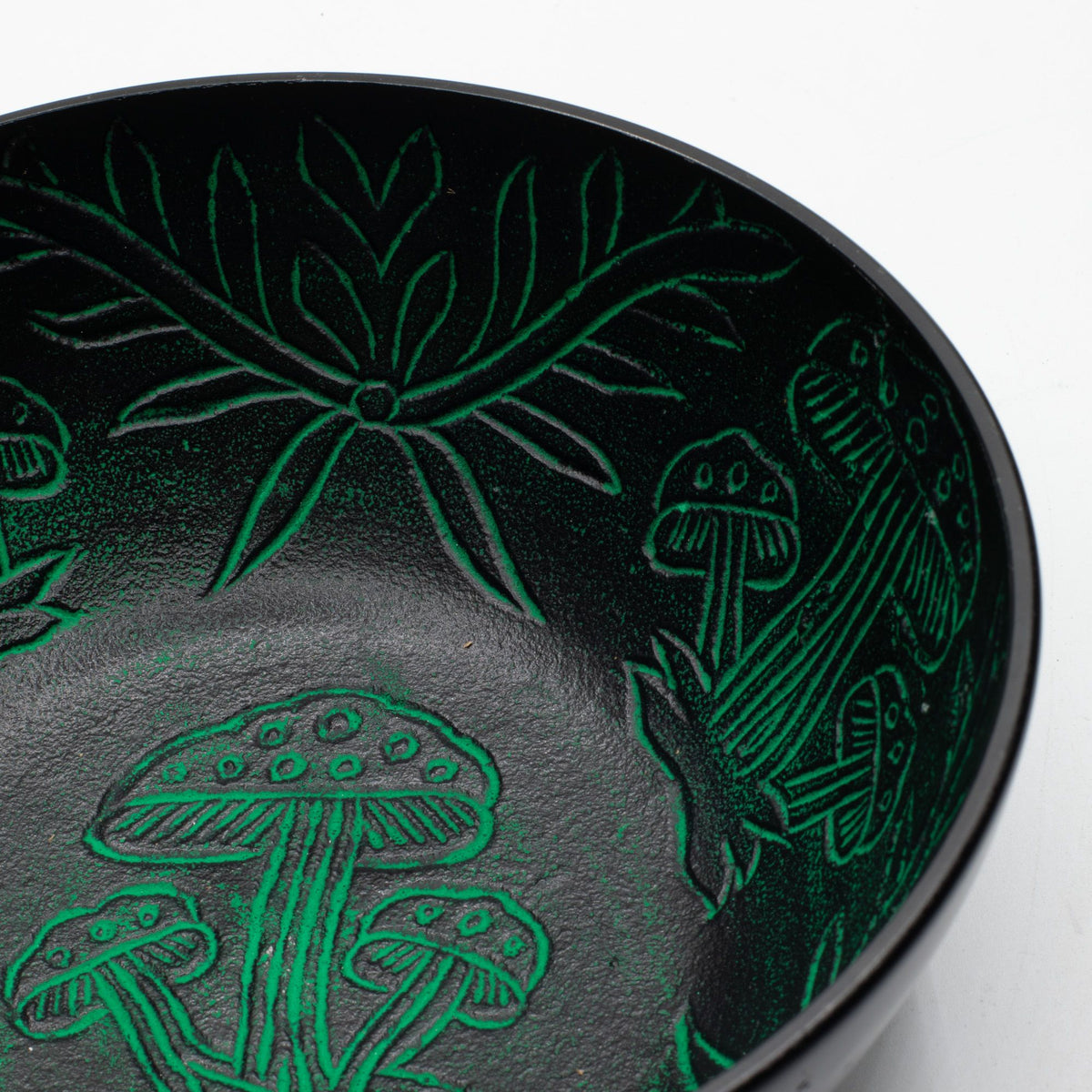 Aluminium Singing Bowl - Magic Mushroom - Green (20cm)