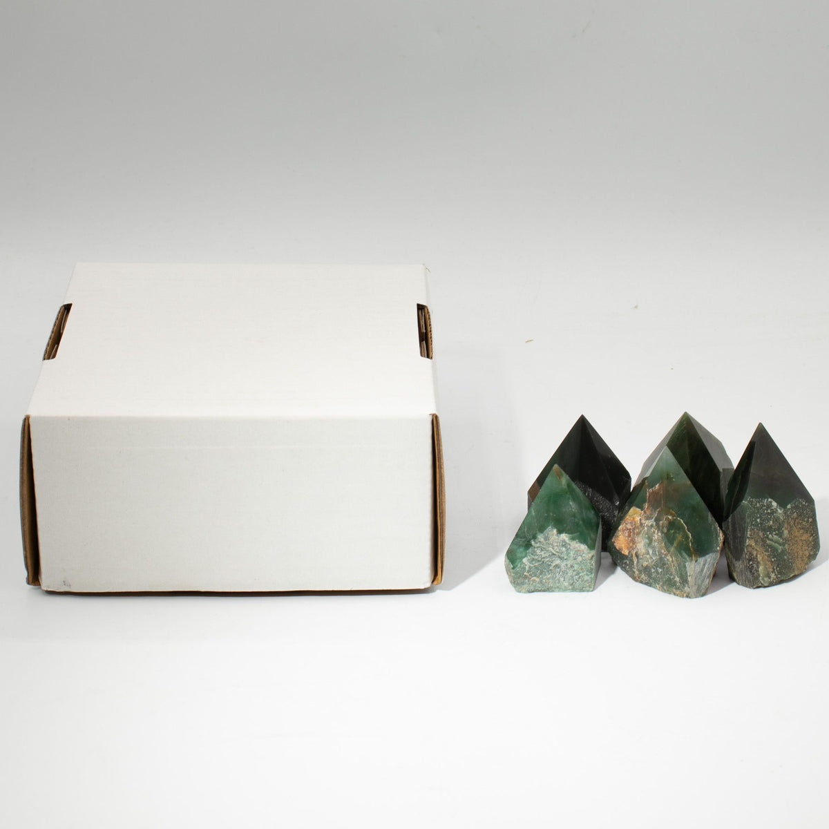 Green Aventurine Top Polished Gemstone Point, pack of 5-6 pieces – view 4