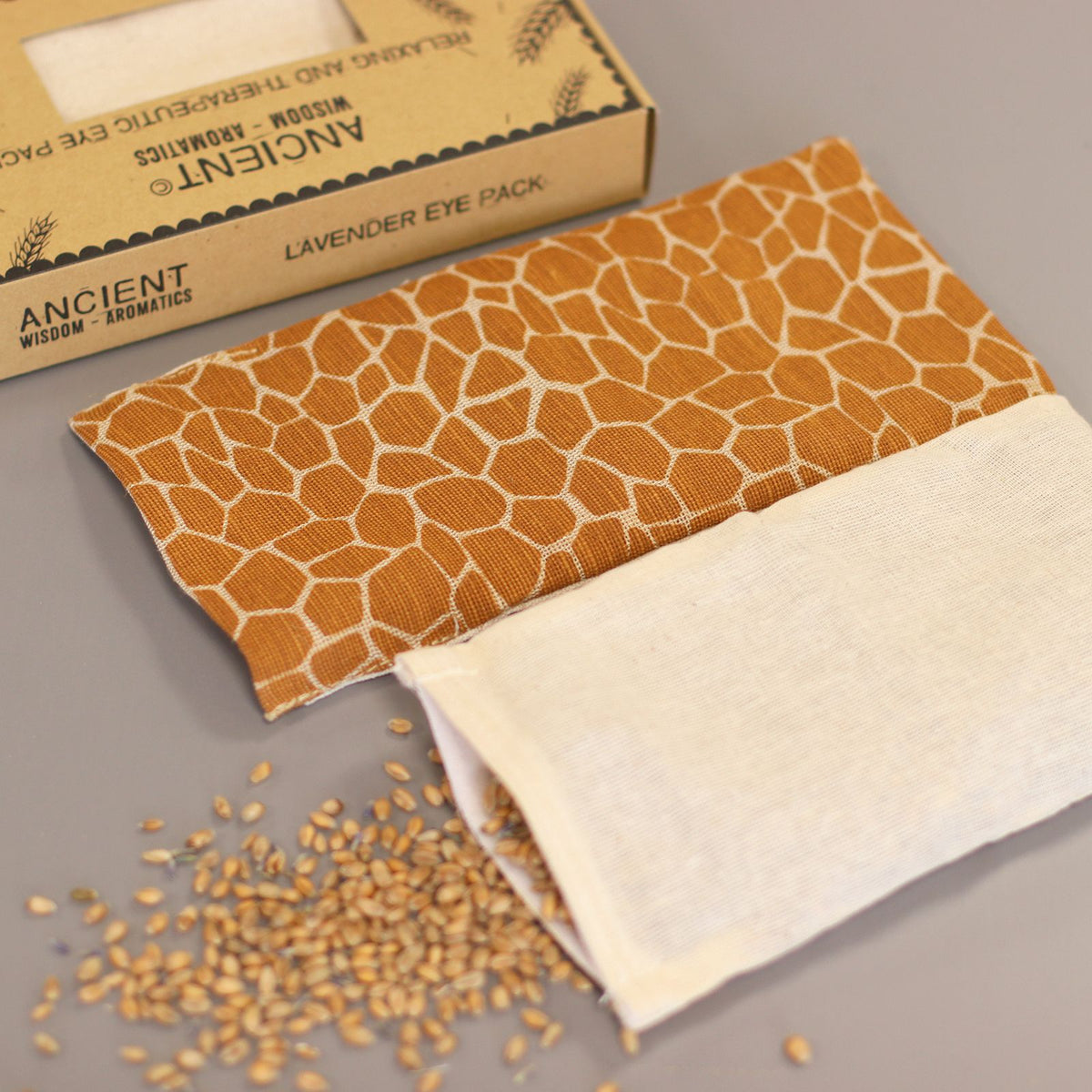 Lavender Eye Pillow with Gift Box - Madagascar Giraffe – view 5