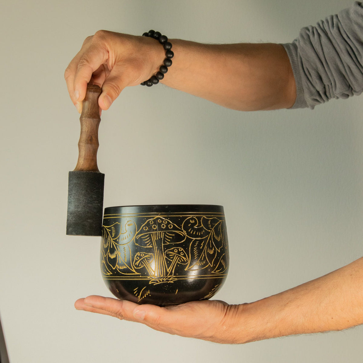 Cauldron Singing Bowl - Magic Mushroom - Yellow (15cm) – view 2