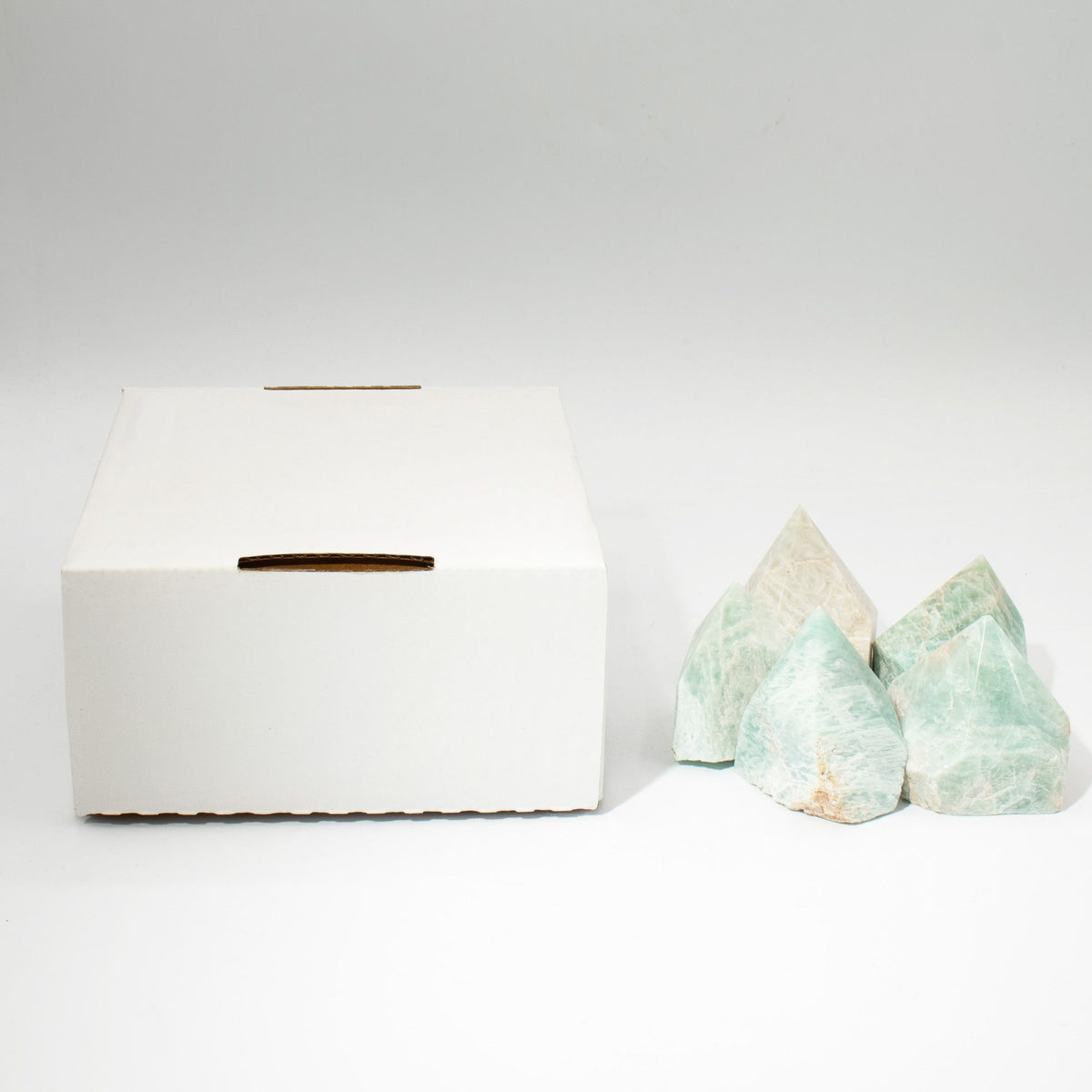 Indian Amazonite Top Polished Gemstone Point, pack of 5-6 pieces – view 4