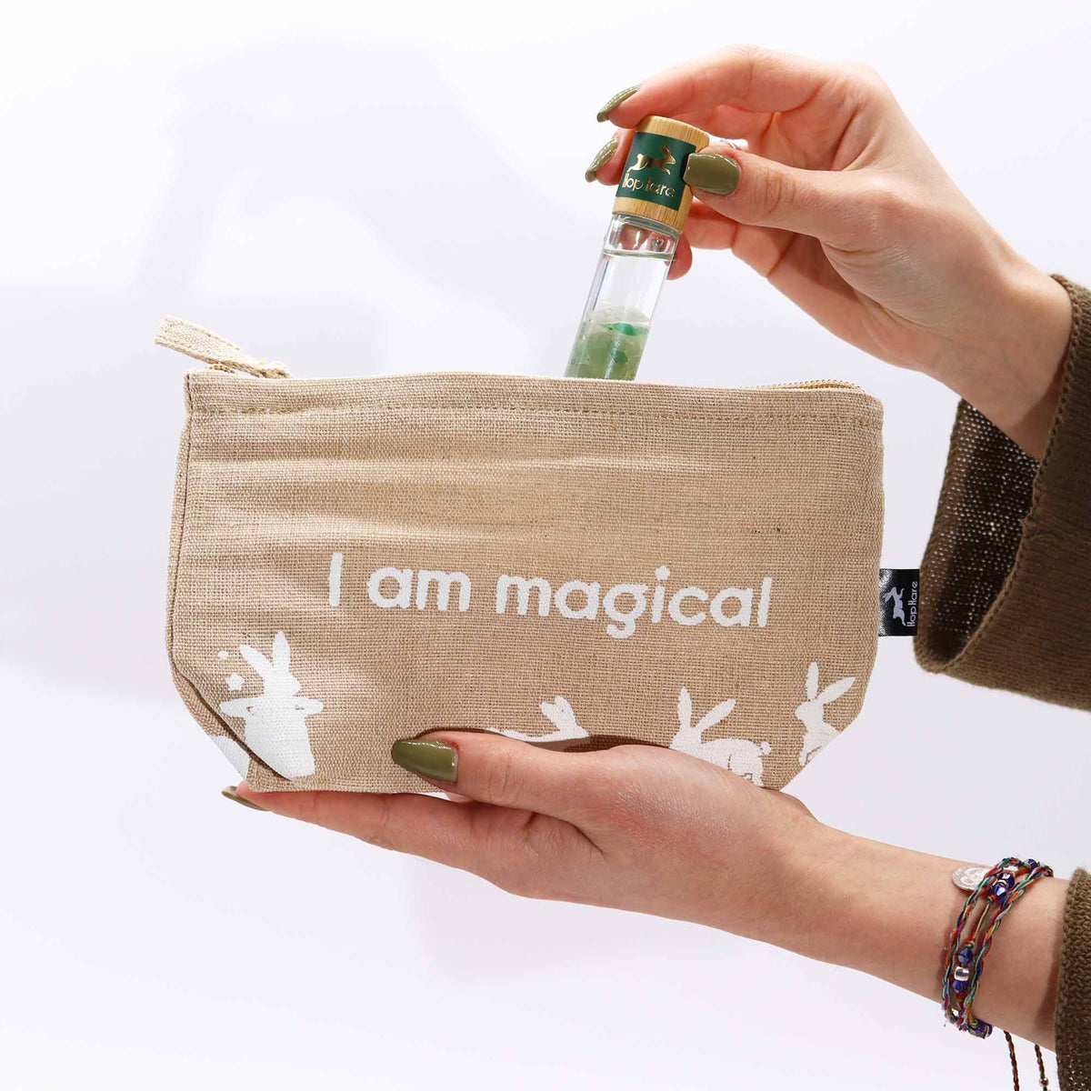 Hop Hare Pouch - I Am Magical – view 2