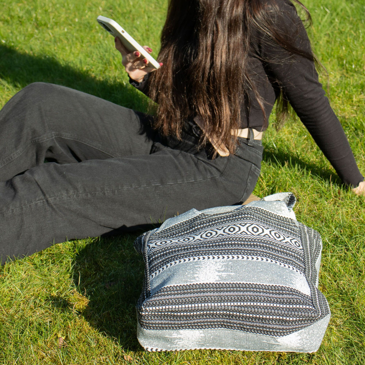 Urban Caravan Monochrome Jacquard Tote Bag 35x35cm – view 7