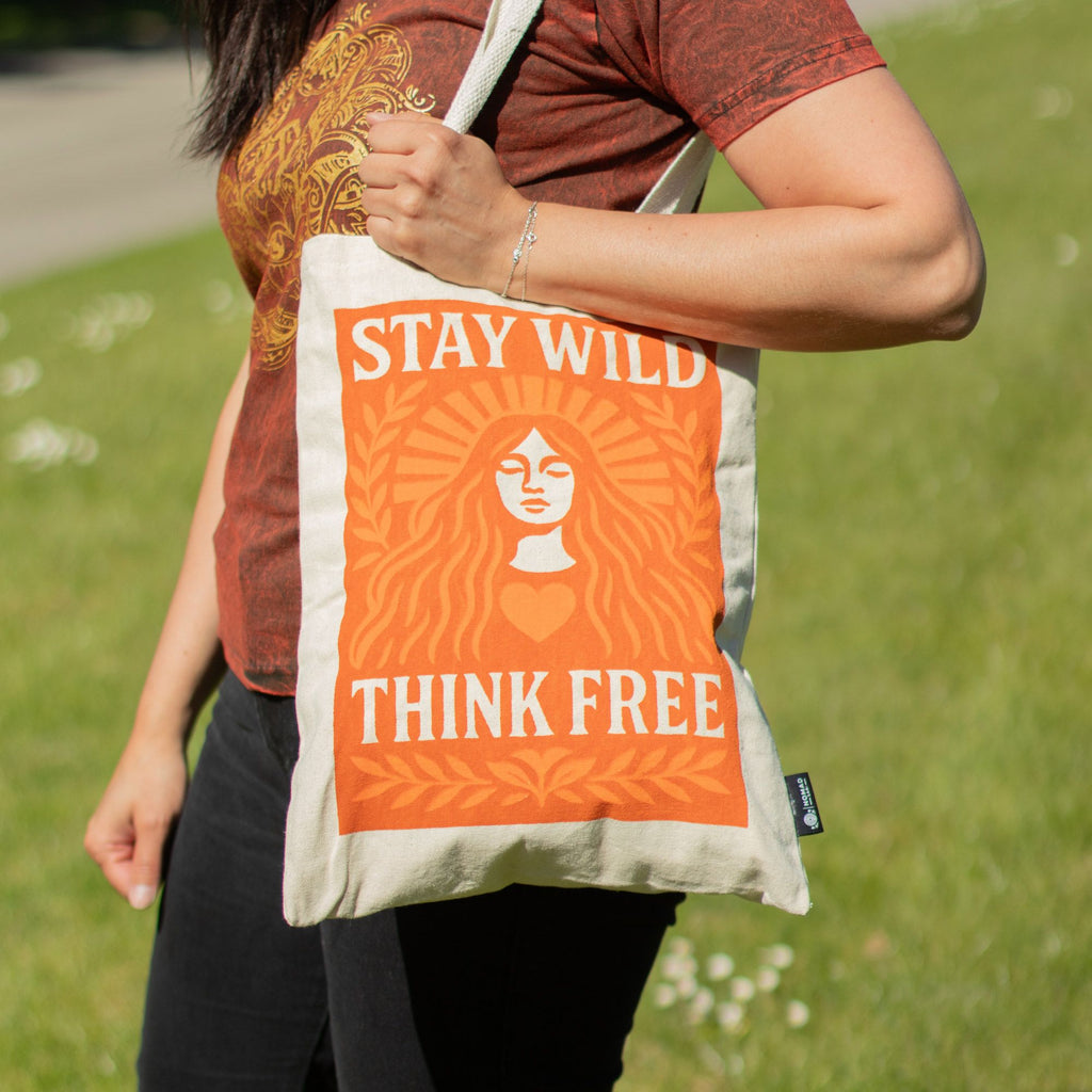 Nomad Sari Toni Tote Bag - Stay Wild - Natural – view 2