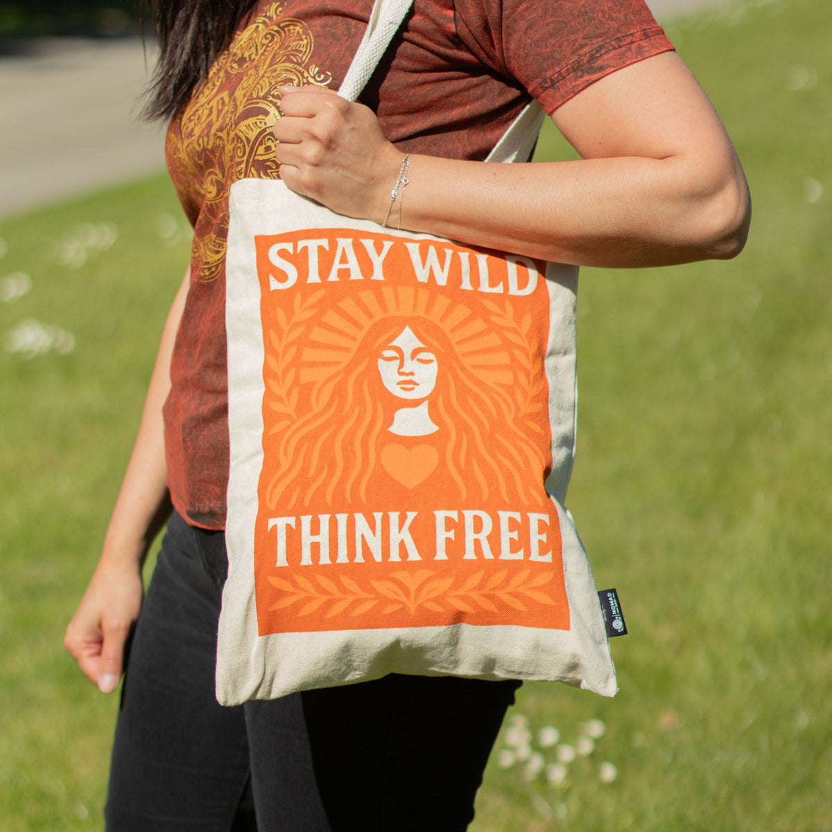 Nomad Sari Toni Tote Bag - Stay Wild - Natural – view 2