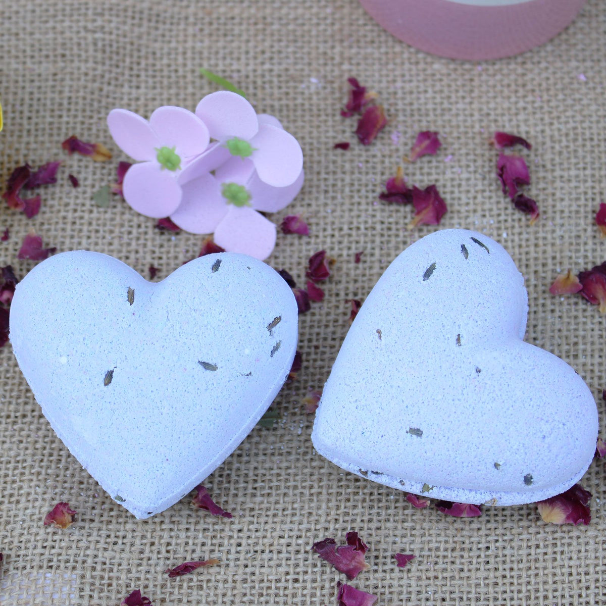 Love Heart Bath Bomb 70g - French Lavender – view 3