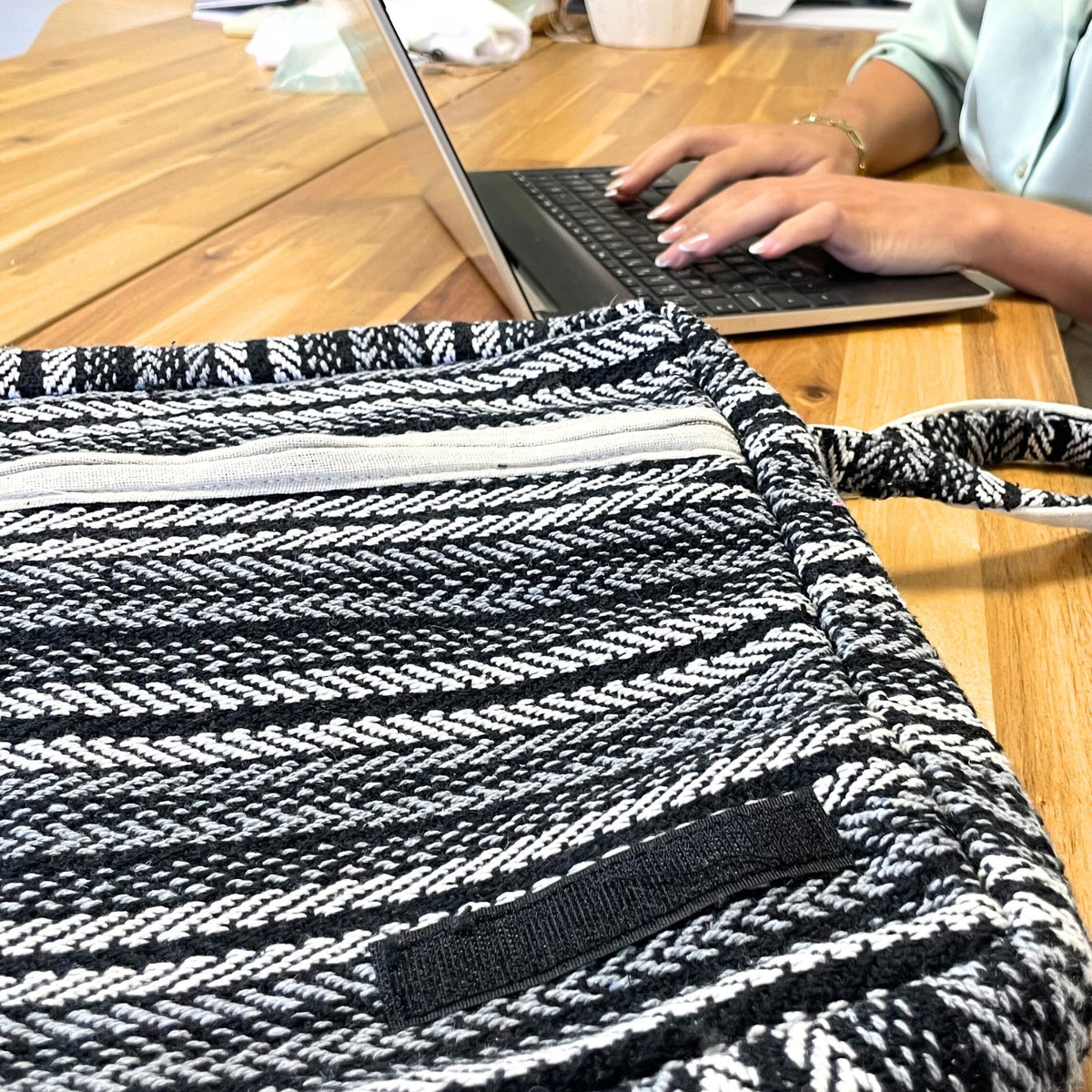 Soft Cotton Laptop Bag - Grey Stripes – view 4