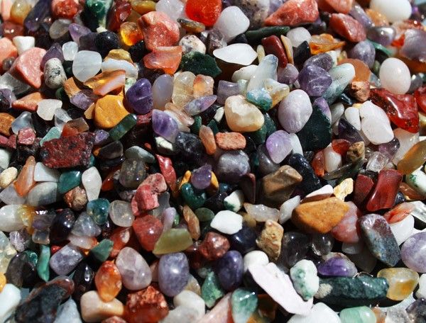 Mixed Natural Gemstone Chips - 1kg Bulk Bag – view 6