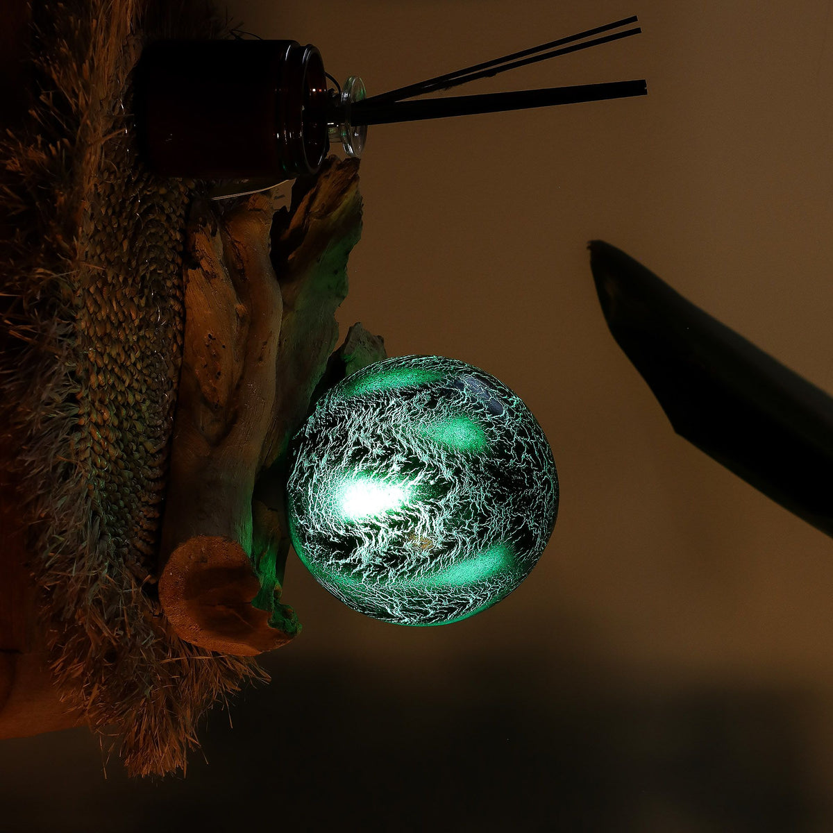 DriftGlow Lamp - Emerald Crackle Shade – view 3