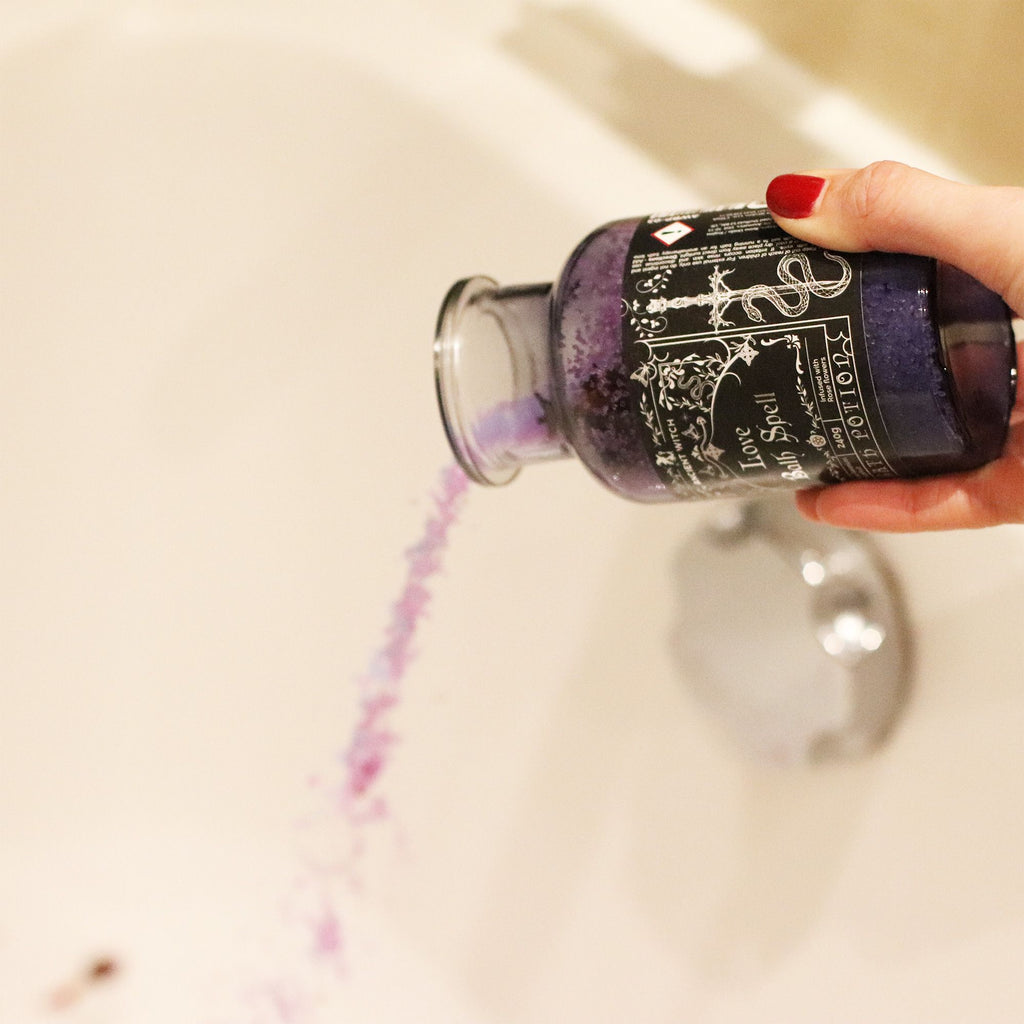 Ancient Witch Bath Spell Potion & Rose Quartz Crystal Amulet - Love – view 10
