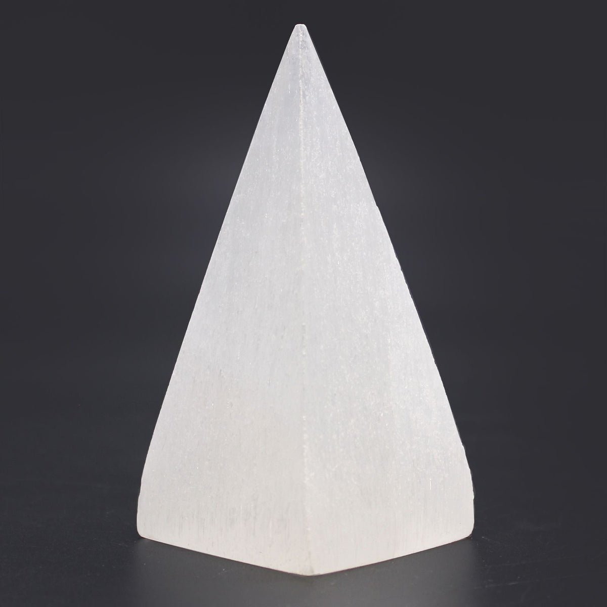 Selenite Pyramid - 10cm – view 3