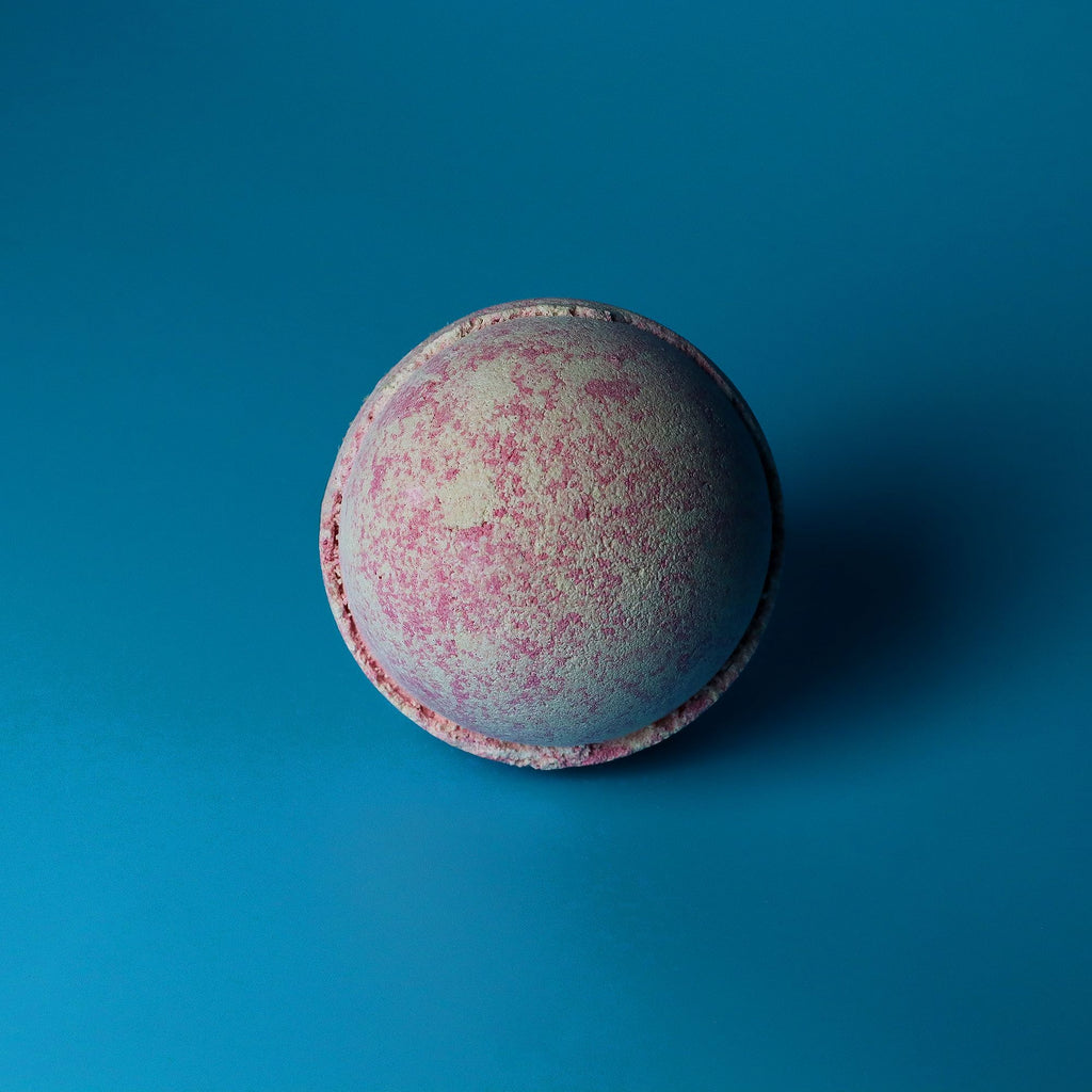 Set of 3 Party Girl Bath Bombs – view 3