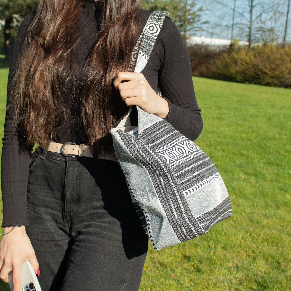 Urban Caravan Monochrome Jacquard Tote Bag 35x35cm – view 6
