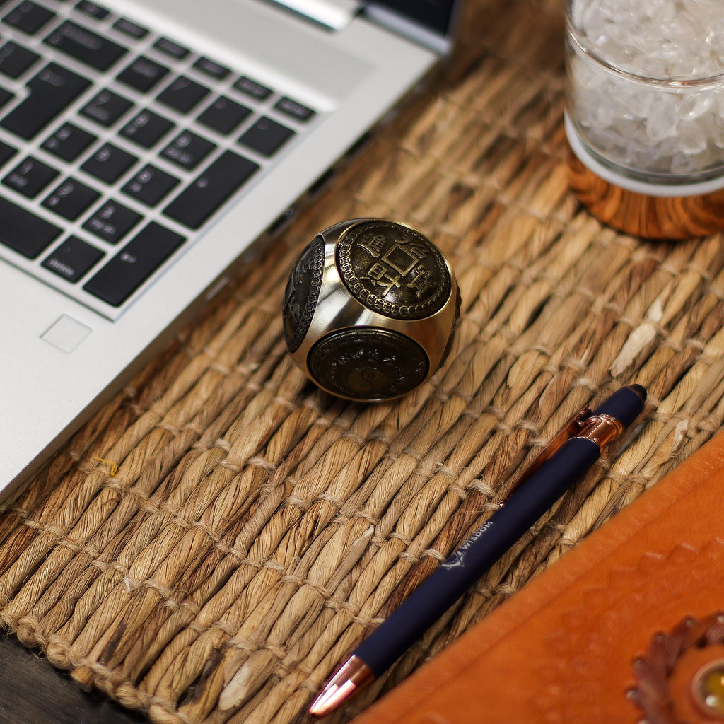 Feng Shui Wealth Spinner Dice, Large Rounded – view 3