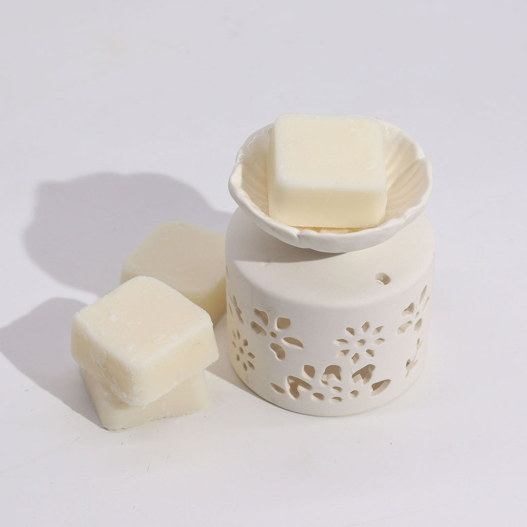 Agnes + Cat Tea & Roses Fragrance Gift Set – view 3