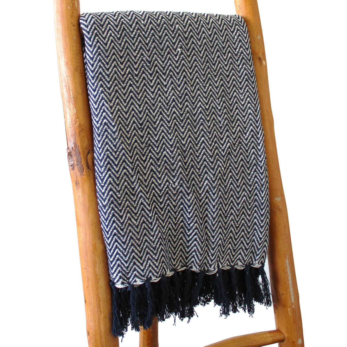 Navy Zigzag Cotton Throw with Tassels – 125 x 150 cm – view 5