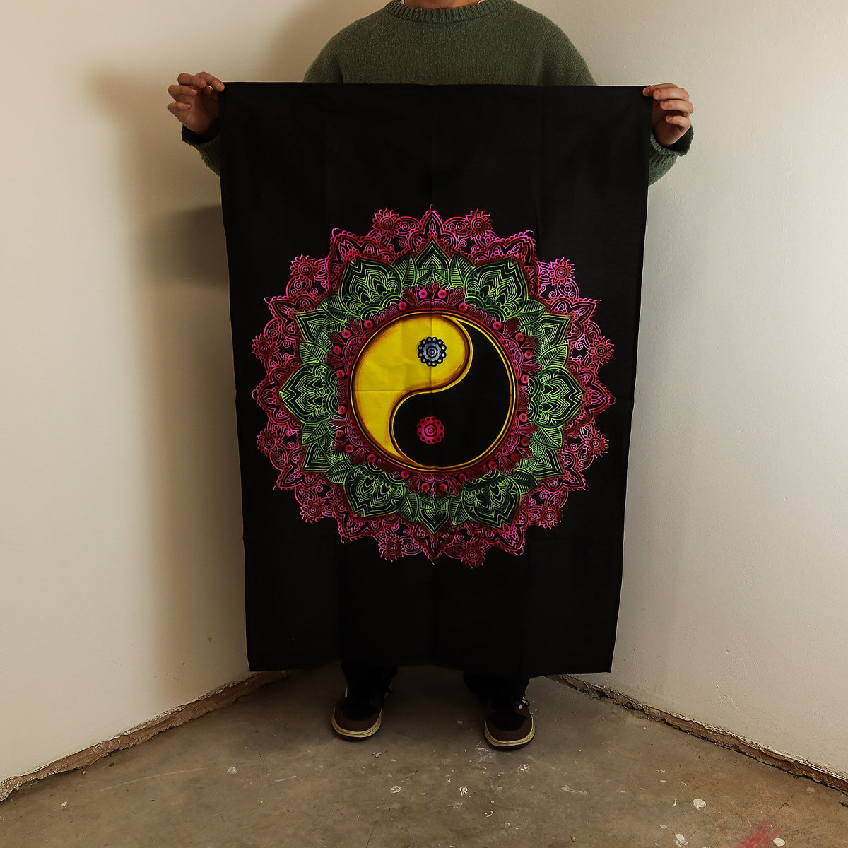 Cotton Wall Art (70x110cm) - Yin & Yang Mandala – view 2