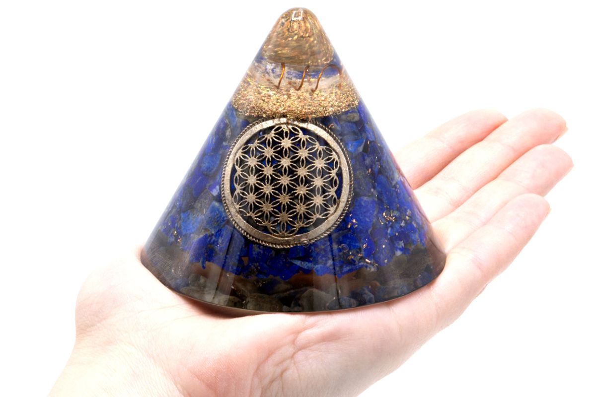 Orgonite Cone, Lapis Lazuli Flower of Life, 90mm – view 2