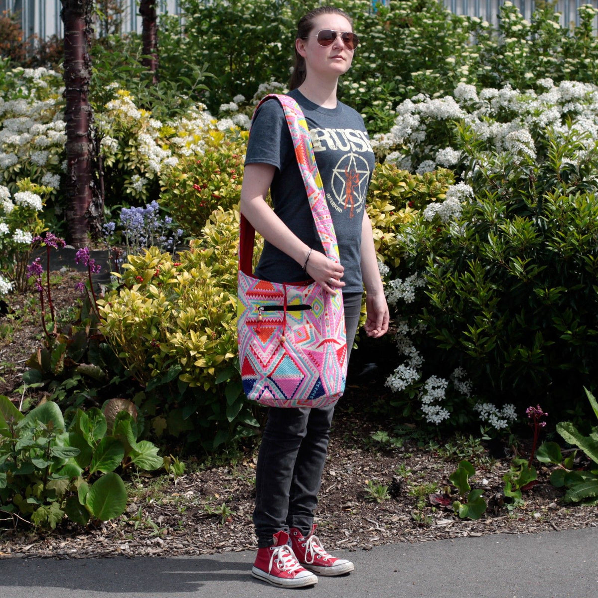 Kathmandu Big Bag in Sunrise Pink and Blue – view 2
