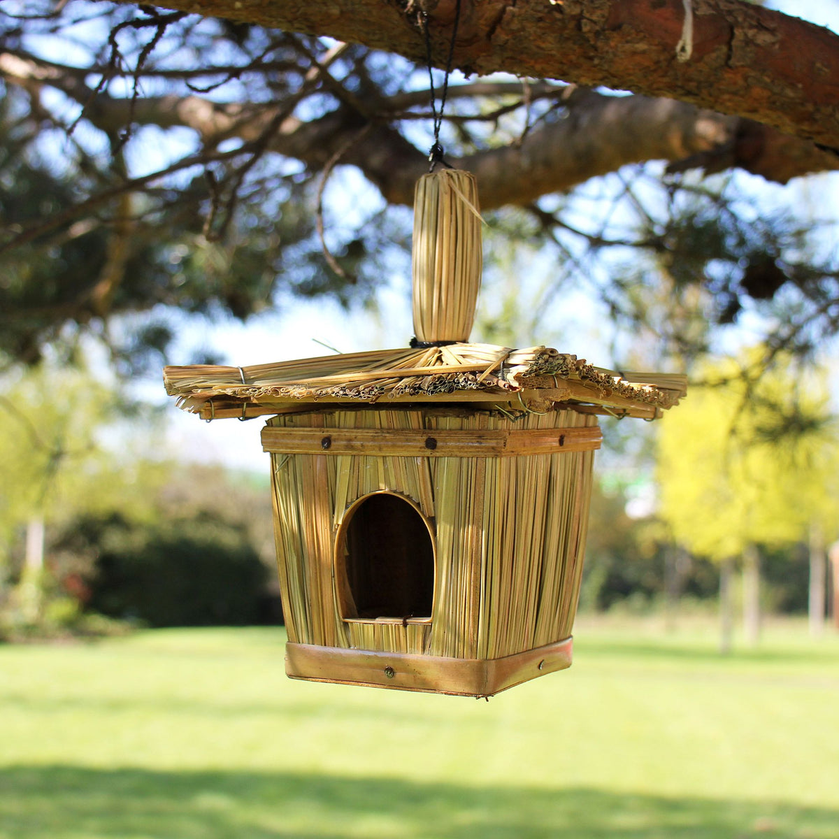 Small Square Seagrass Birdhouse, 18 x 13 cm