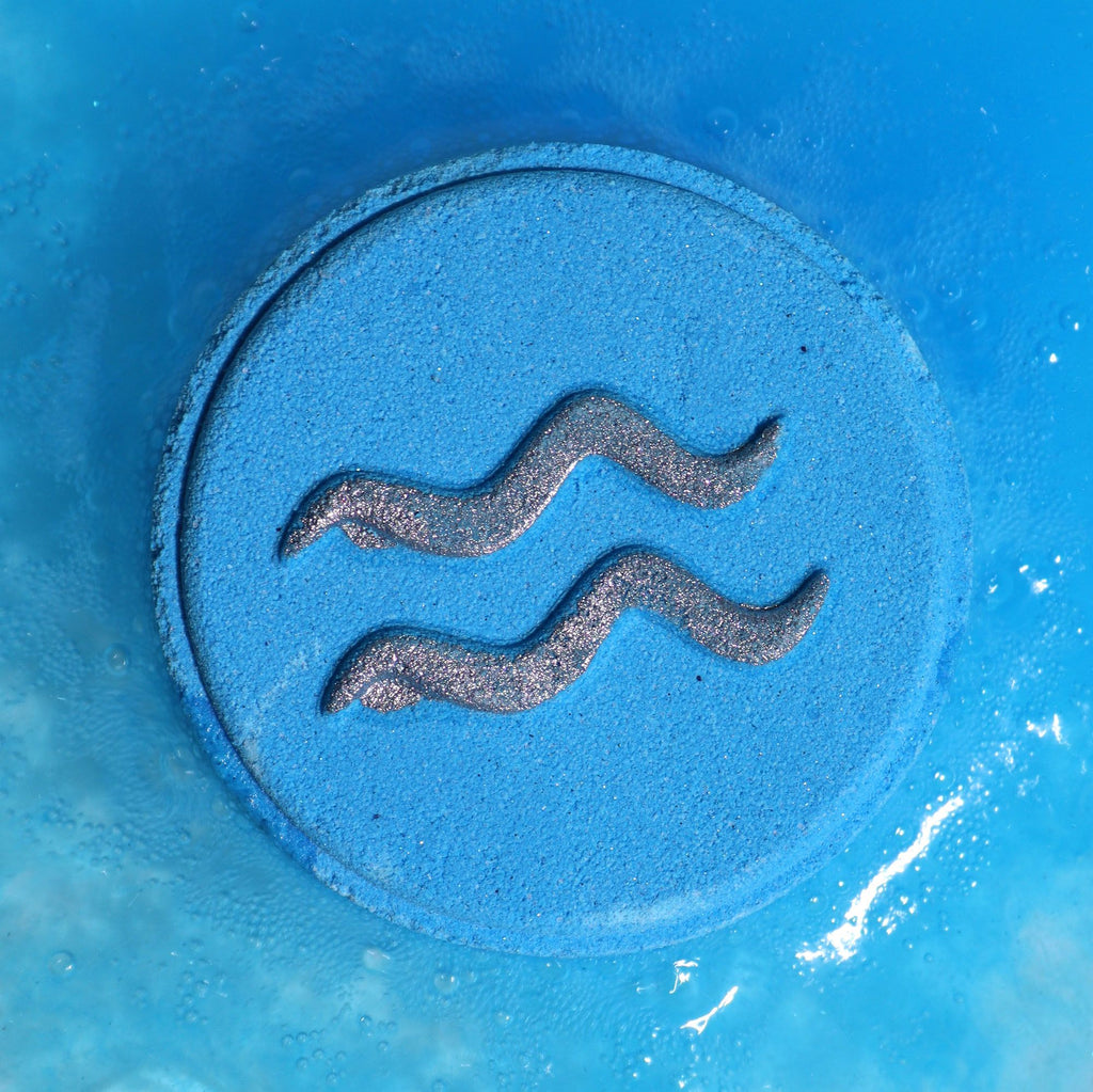 Set of Zodiac Bath Fizzers with Horoscope - Aquarius – view 2