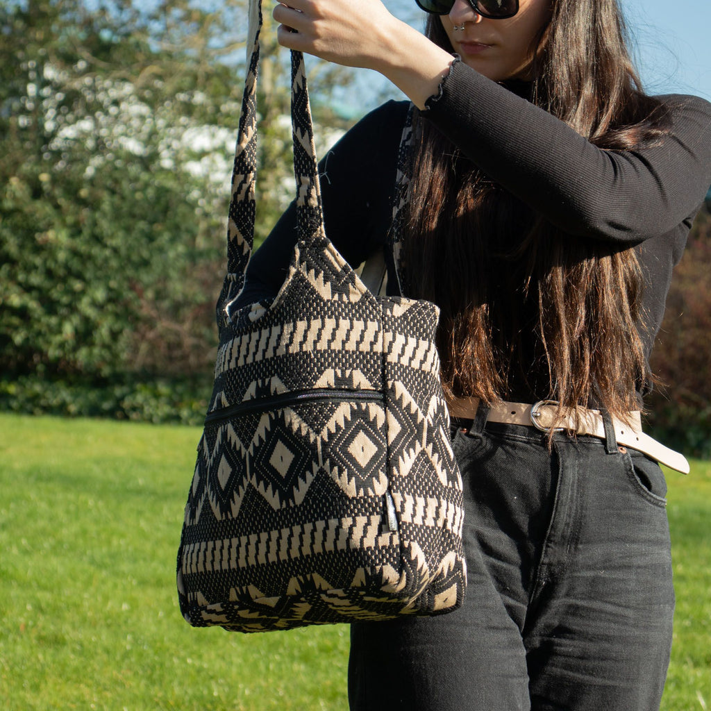 Desert Loom Geometric Jacquard Tote Bag 35x35cm – view 4