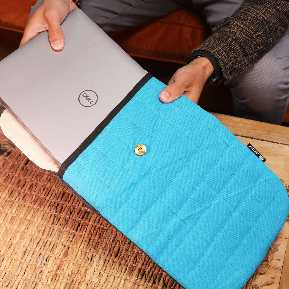Nomad Sari Crazy Yellow Padded Laptop Pouch 13 inch – view 14