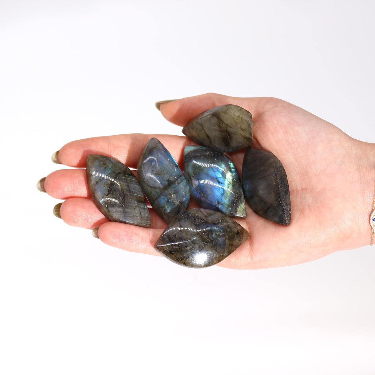 Madagascar Labradorite Leaf Stone 40-50mm – view 2