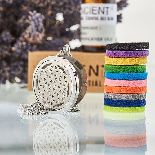 Flower of Life Aromatherapy Diffuser Necklace 30mm – view 3