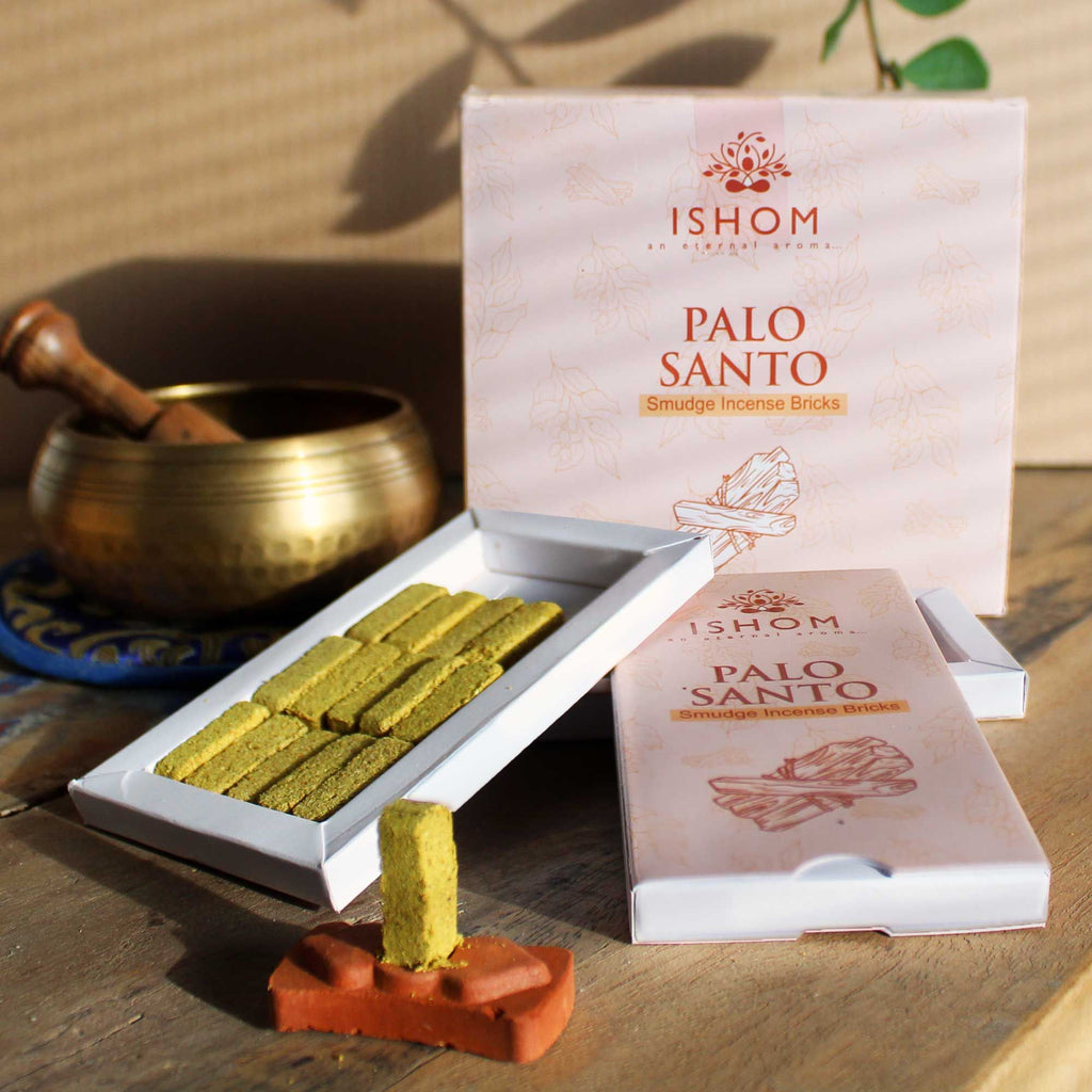 Palo Santo Incense Bricks Set of 15 with Terracotta Burner – view 2