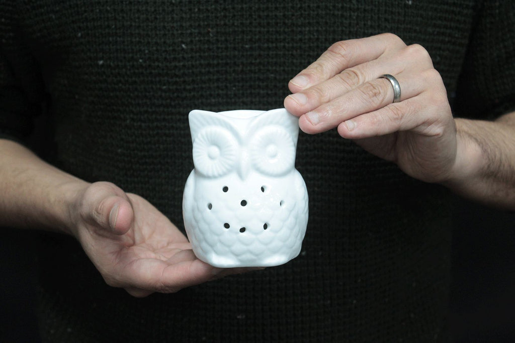 Classic White Ceramic Oil Burner - Tall Owl