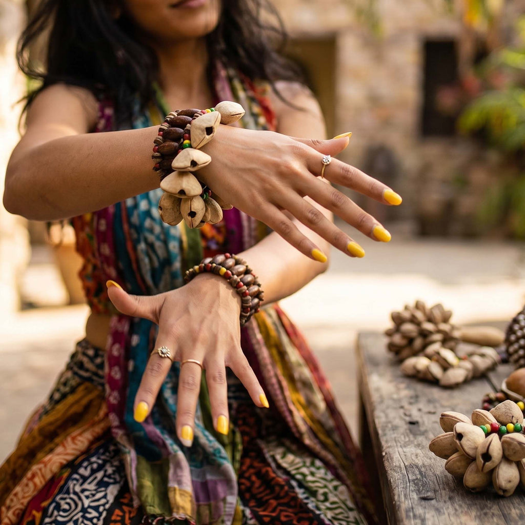 Kenari Shell Hand Shaker Bracelet - 15 Shells