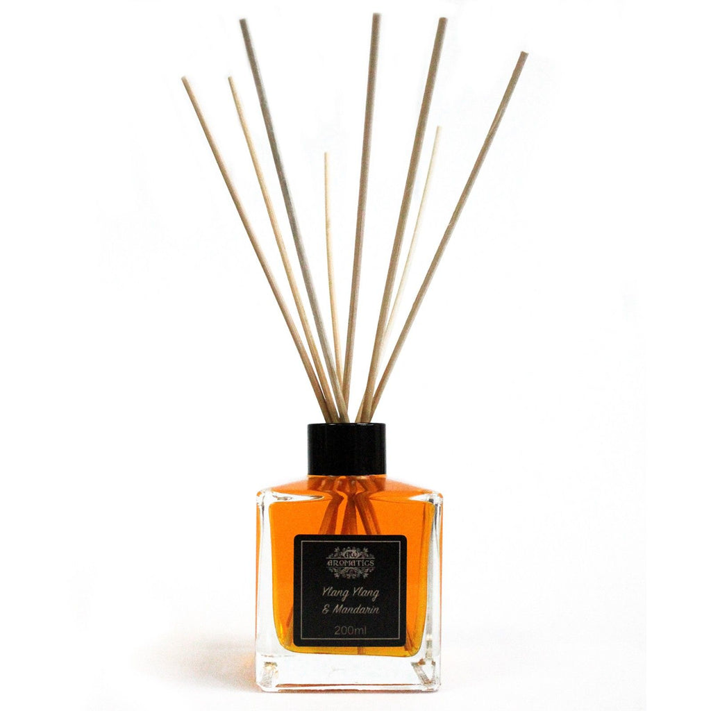 Ylang Ylang & Mandarin Essential Oil Reed Diffuser 200ml – view 2