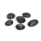 Madagascar Labradorite Palm Stone 35-50mm – view 3