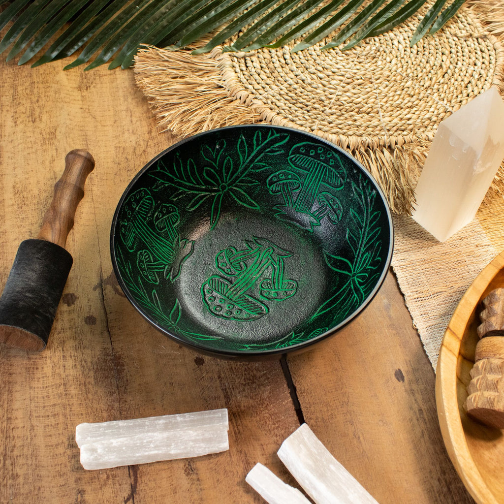 Aluminium Singing Bowl - Magic Mushroom - Green (20cm) – view 4