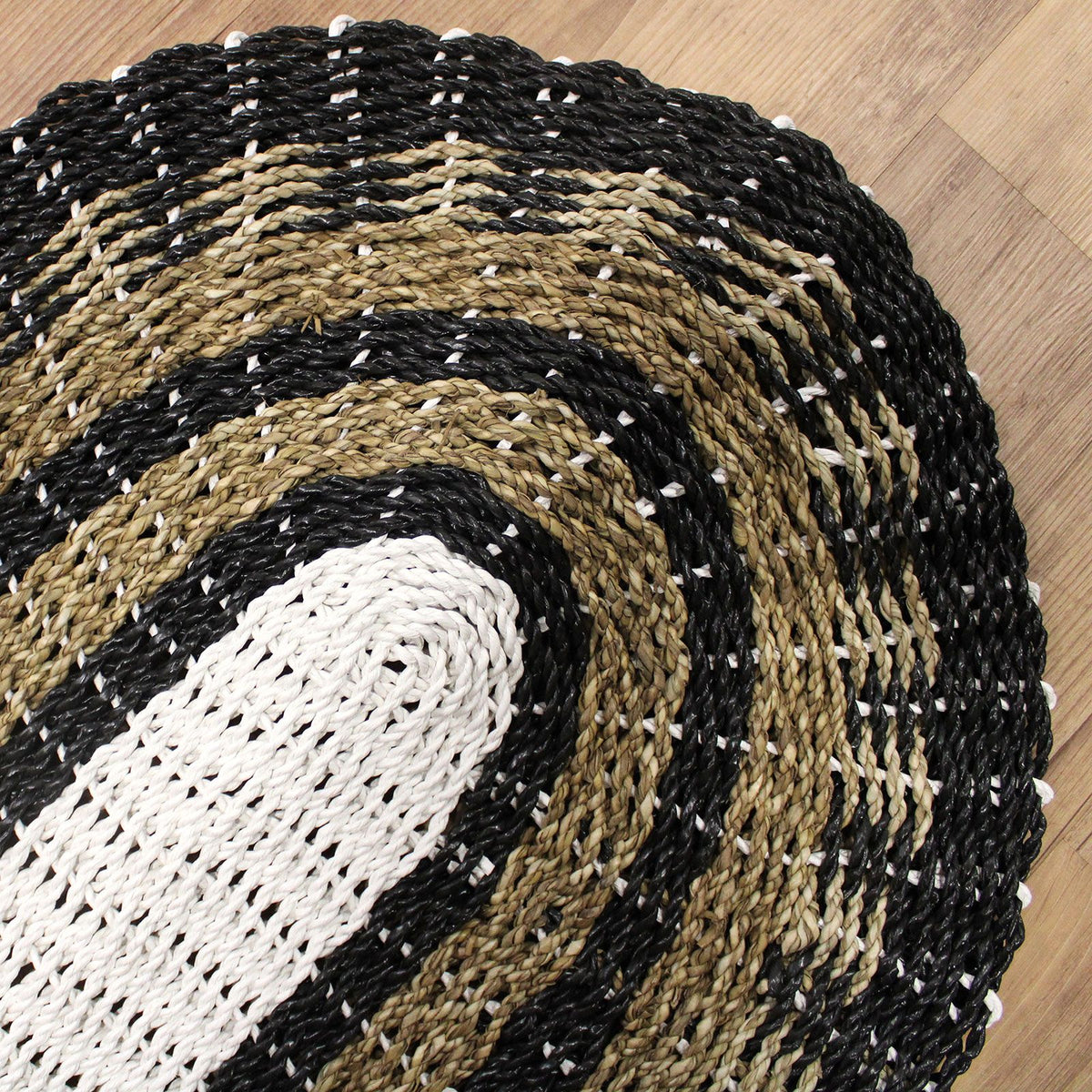 Oval Seagrass Rug - Black, White & Tan Classic - 60x120cm – view 2