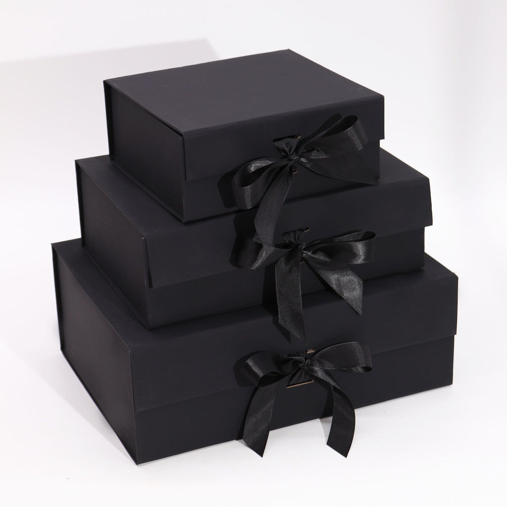 Flat Pack Gift Box Large 28.2x20.2x9.2cm Black – view 3