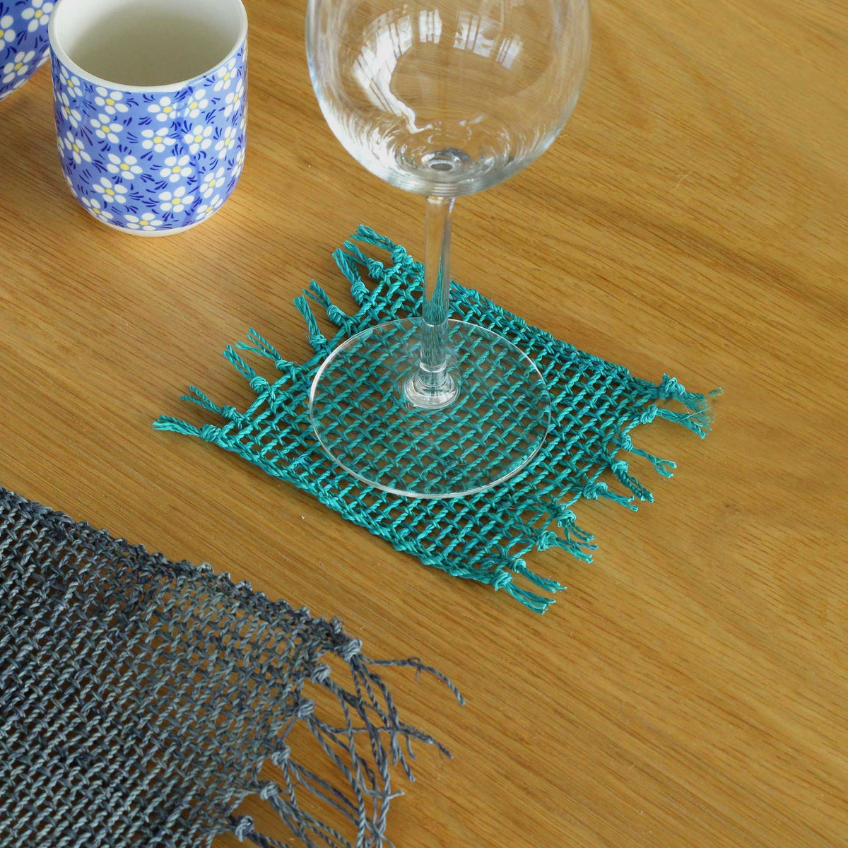 Set of 4 Seagrass Fringe Coasters - Turquoise – view 2