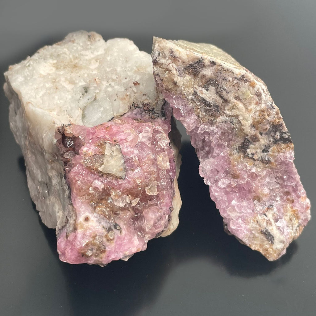 Cobalt Calcite Mineral Specimen Tray, Approx 25 Pieces – view 9
