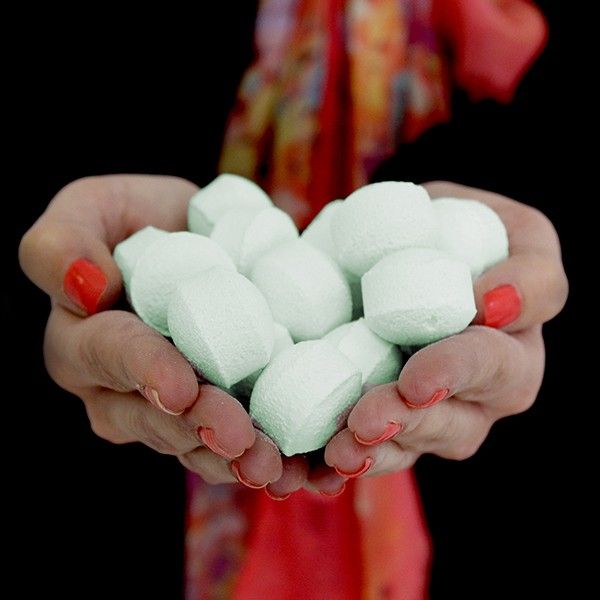 Chill Pills Bath Bombs - Mango, 1.3kg Box – view 2