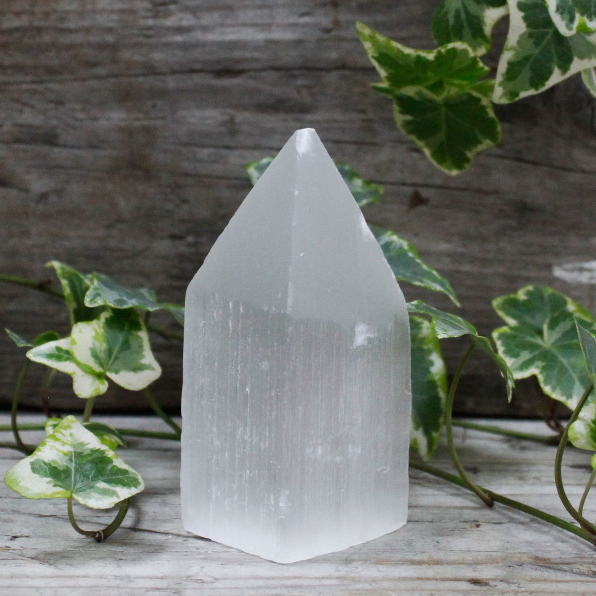 Selenite Pencil Point Tower - 10 cm – view 2