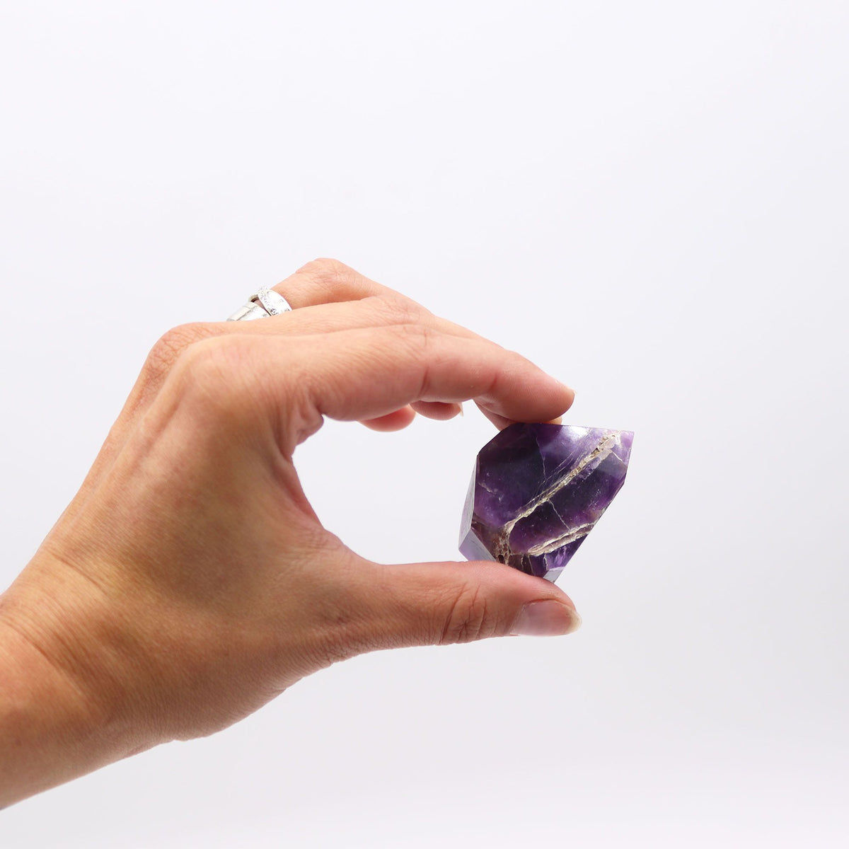 African Amethyst Gemstone Points, approx 8 pieces (0.5 kg) – view 2