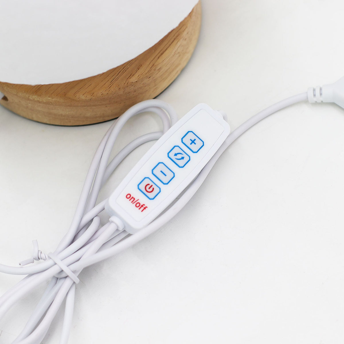 New Wave Lamp - Moon - USB – view 2