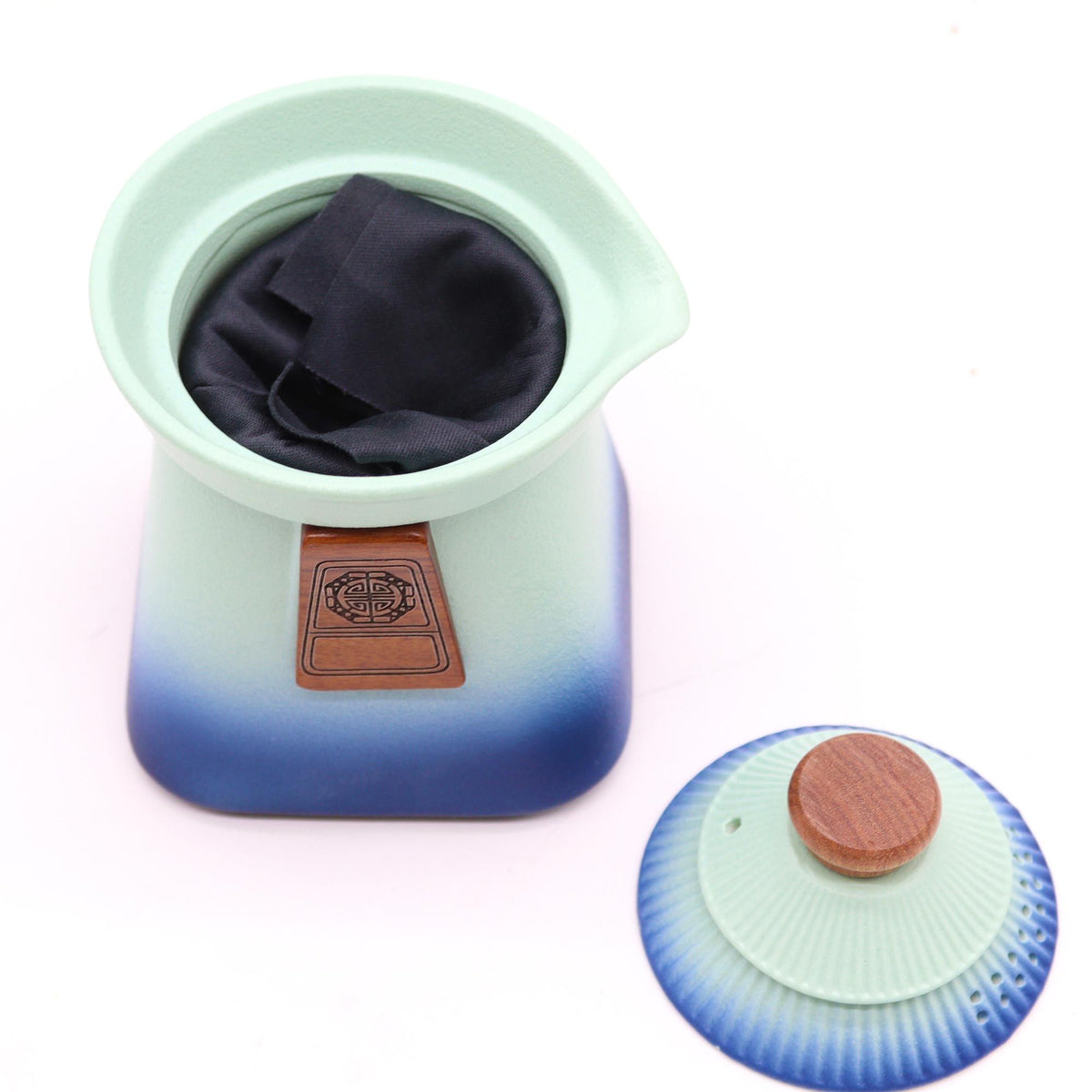 Temple Teapot Set with Three Cups - Blue Heaven – view 4